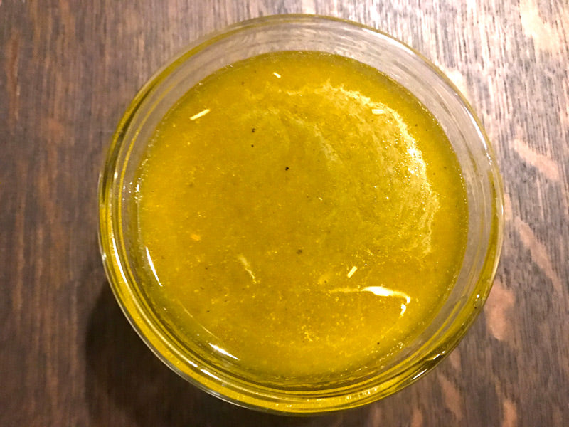 Três Pontas Lemon Garlic Vinaigrette